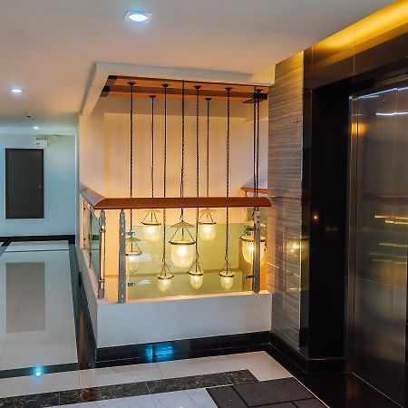 Siri Residence Bangkok Extérieur photo